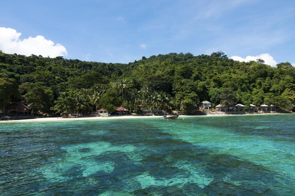 Tohko Beach Resort Phi Phi Don Exterior photo
